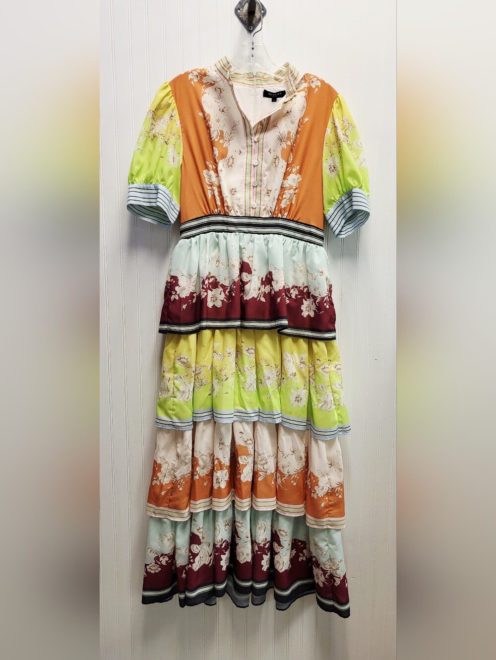 Beaulah Style Multi-Color Floral Dress Size L